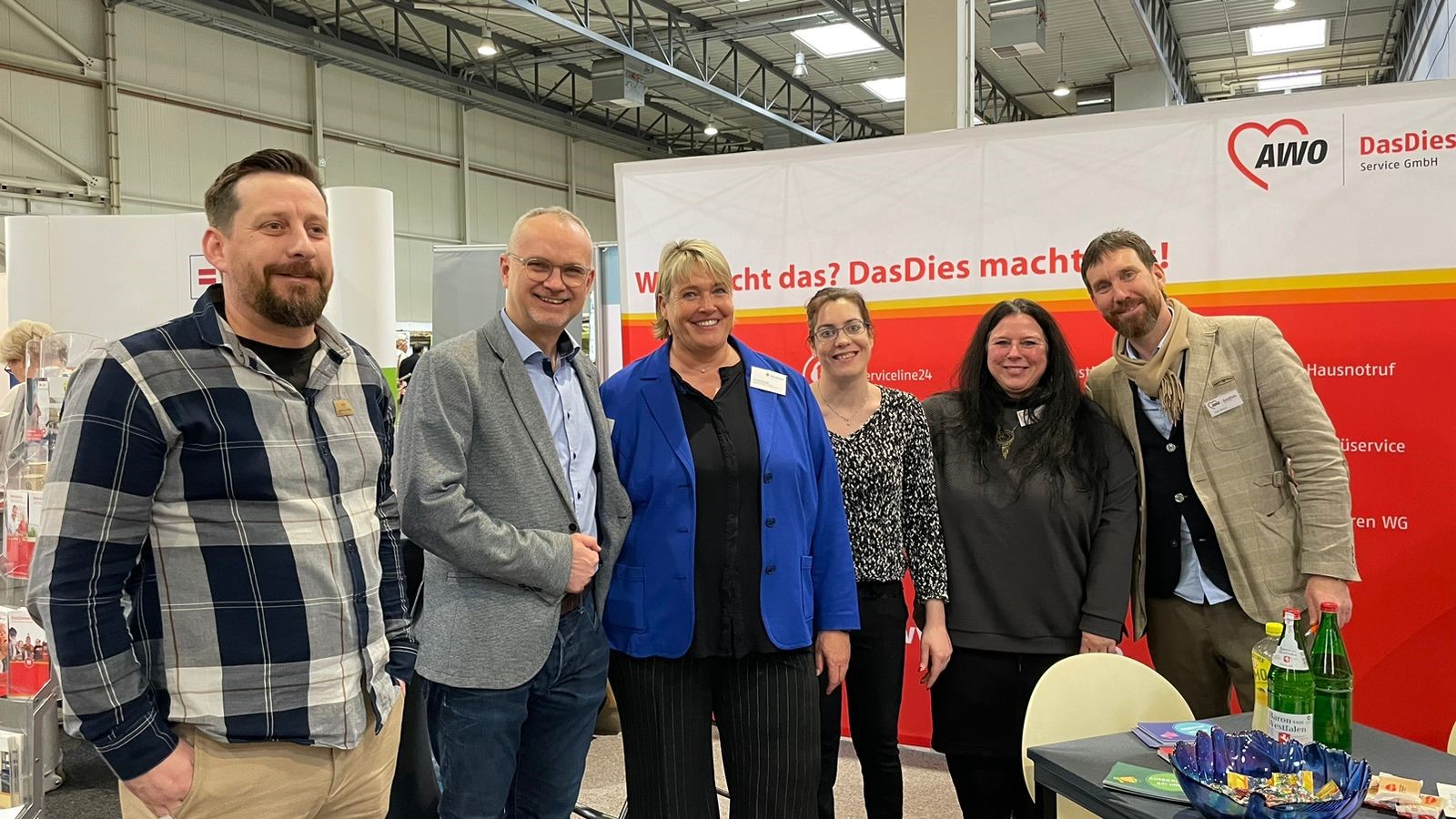 Ute Deutschländer (Vorsitzende der Inklusionsunternehmen) an unserem Stand - "DasDies ist mein Lieblingsunternehmen“